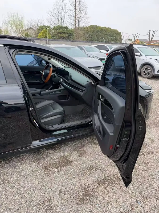 2025 Bestune B70 1.5T 169HP L4 7DCT,autocango,china used car exporter,china ev exporter,chinese used car exporter,chinese used ev exporter