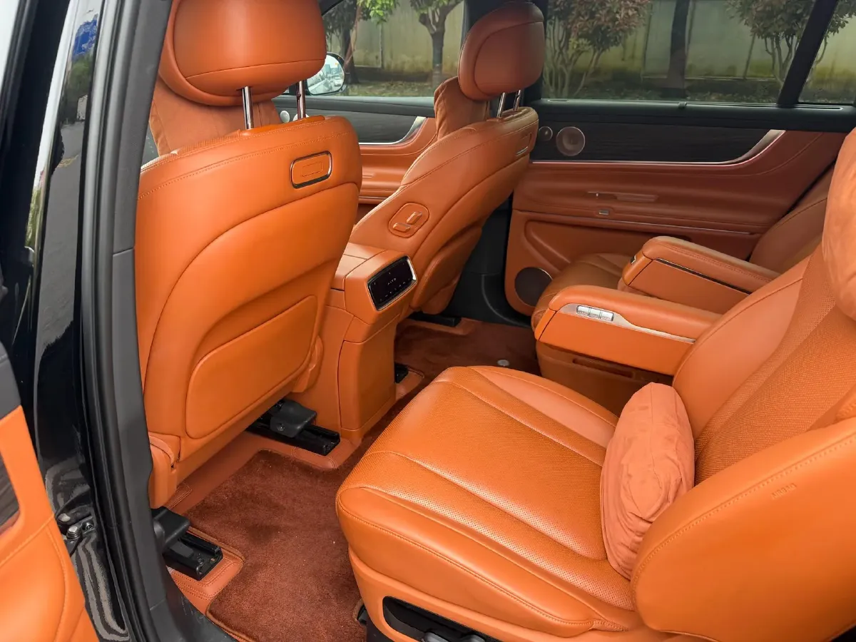 2024 AITO AITO M9 1.5T 152HP L4 REEV 42KWH,autocango,china used car exporter,china ev exporter,chinese used car exporter,chinese used ev exporter