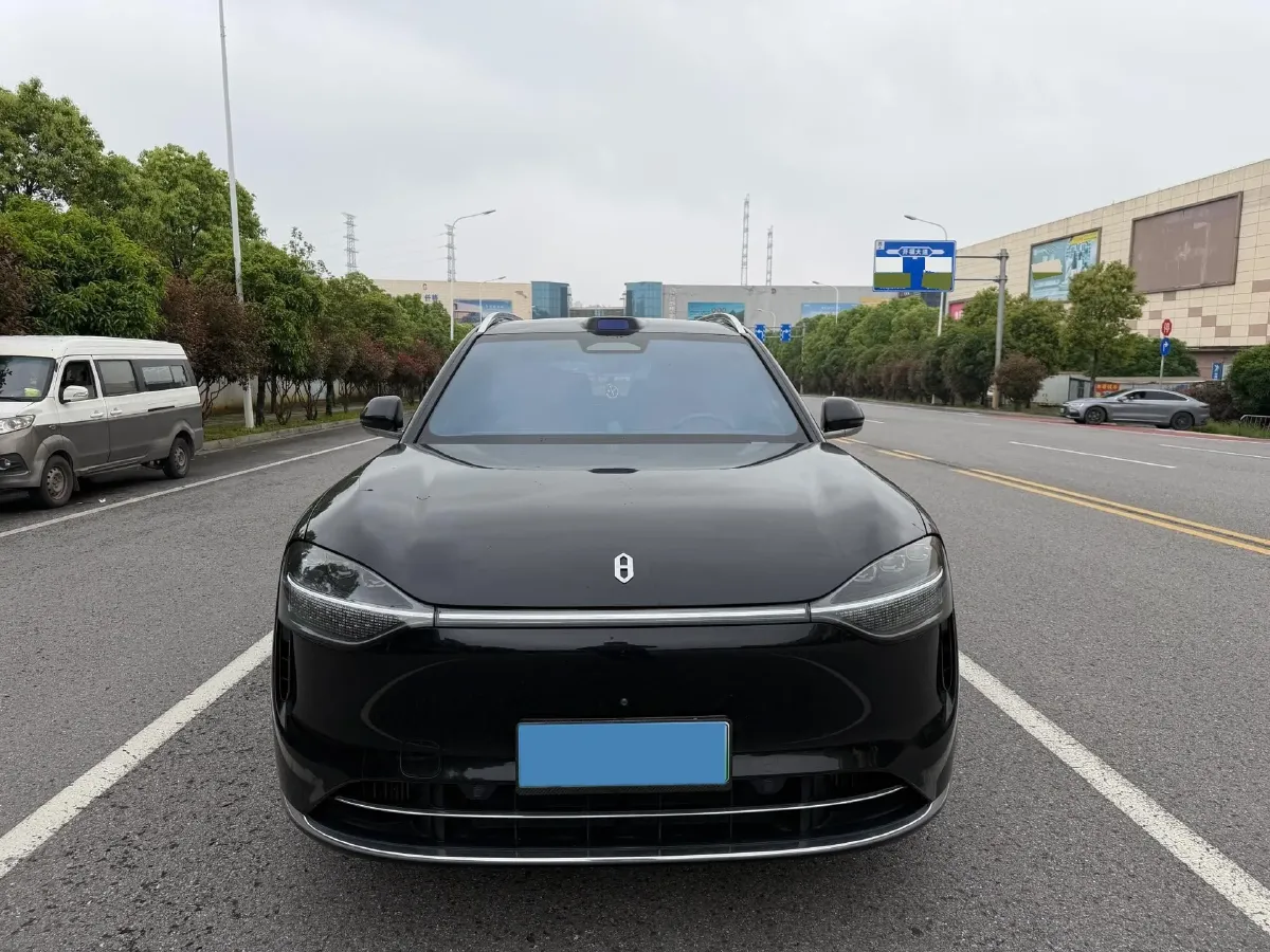 2024 AITO AITO M9 1.5T 152HP L4 REEV 42KWH,autocango,china used car exporter,china ev exporter,chinese used car exporter,chinese used ev exporter
