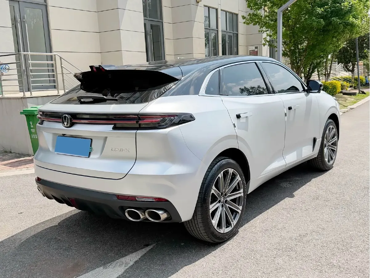 2023 ChangAn UNI-K 2.0T 233HP L4 8AT,autocango,china used car exporter,china ev exporter,chinese used car exporter,chinese used ev exporter