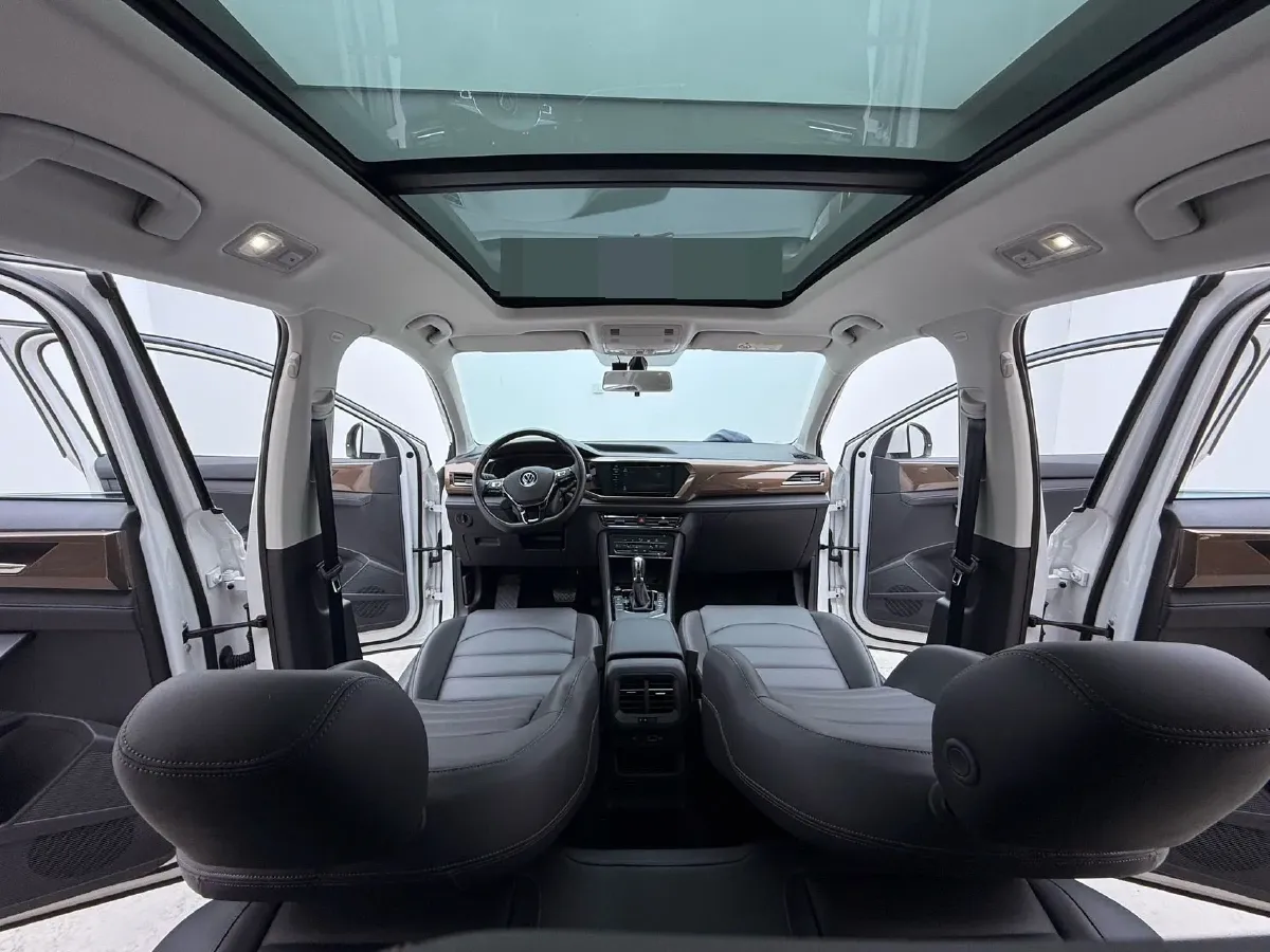 2021 Volkswagen Tharu 1.4T 150HP L4 7DCT,autocango,china used car exporter,china ev exporter,chinese used car exporter,chinese used ev exporter