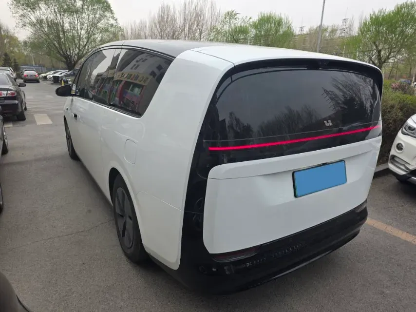2024 Li MEGA BEV 102.7KWH,autocango,china used car exporter,china ev exporter,chinese used car exporter,chinese used ev exporter