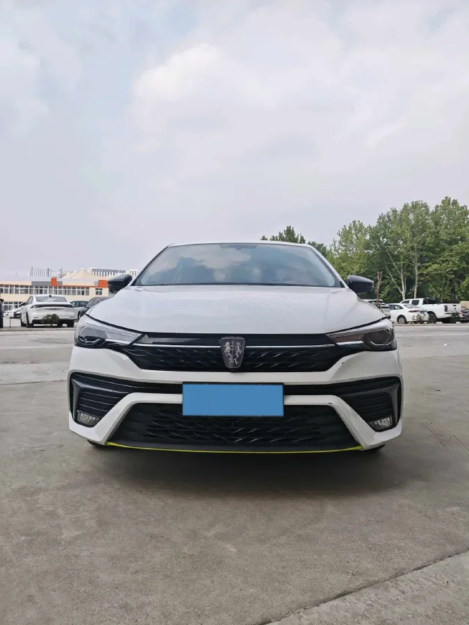 2021 Roewe i5 1.5L 120HP L4 CVT,autocango,china used car exporter,china ev exporter,chinese used car exporter,chinese used ev exporter