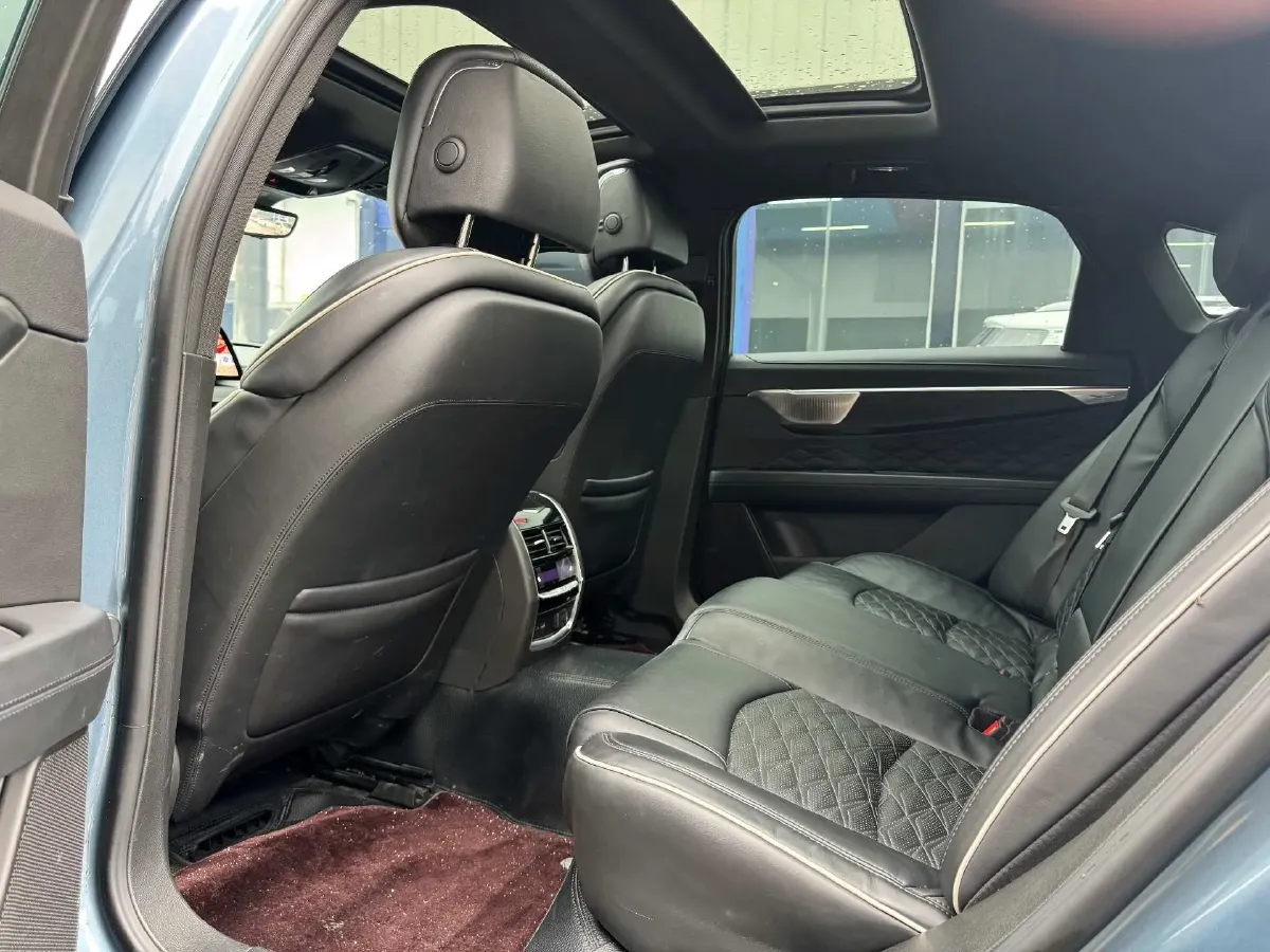 2023 Cadillac CT6 2.0T 237HP L4 10AT,autocango,china used car exporter,china ev exporter,chinese used car exporter,chinese used ev exporter