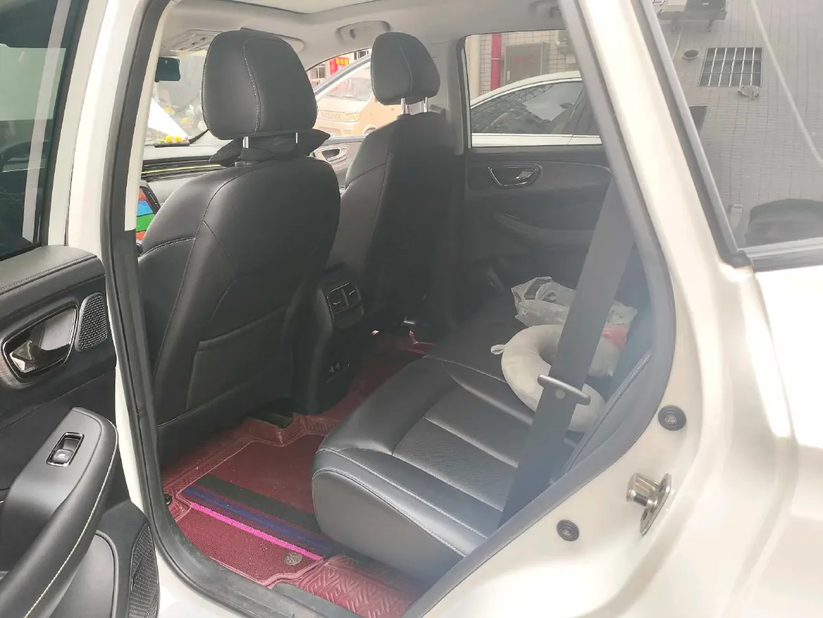 2021 Roewe RX5 1.5T 181HP L4 7DCT,autocango,china used car exporter,china ev exporter,chinese used car exporter,chinese used ev exporter