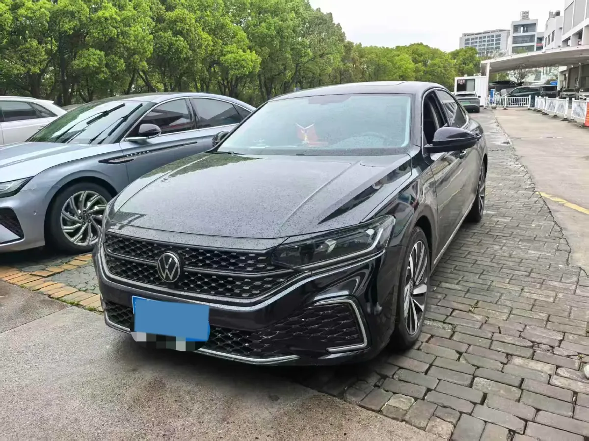 2023 Volkswagen Passat 2.0T 186HP L4 7DCT,autocango,china used car exporter,china ev exporter,chinese used car exporter,chinese used ev exporter