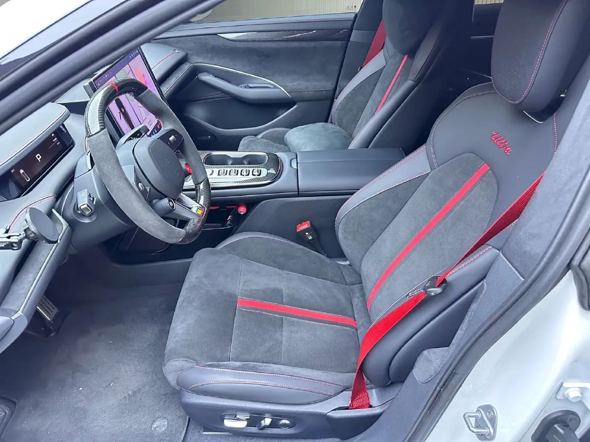 2025 MI SU7 Ultra BEV 93.7KWH,autocango,china used car exporter,china ev exporter,chinese used car exporter,chinese used ev exporter