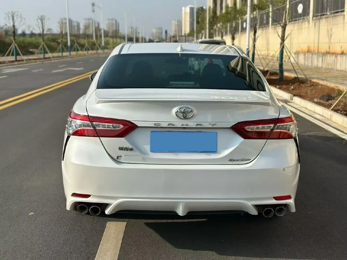 2022 Toyota Camry 2.0L 178HP L4 CVT,autocango,china used car exporter,china ev exporter,chinese used car exporter,chinese used ev exporter