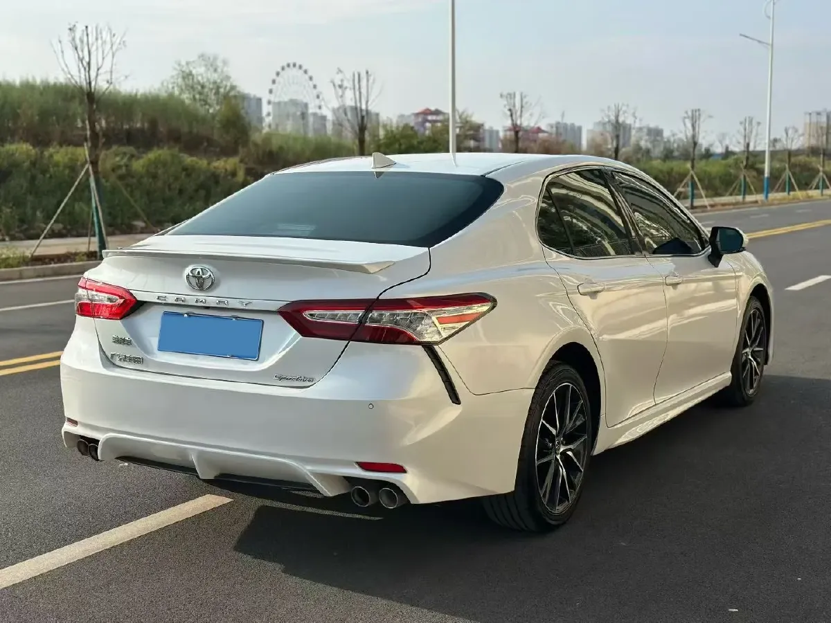 2022 Toyota Camry 2.0L 178HP L4 CVT,autocango,china used car exporter,china ev exporter,chinese used car exporter,chinese used ev exporter