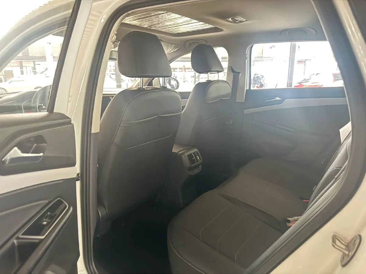 2023 Jetta VS5 1.4T 150HP L4 5MT,autocango,china used car exporter,china ev exporter,chinese used car exporter,chinese used ev exporter