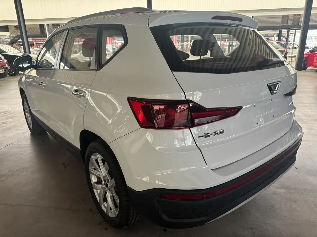 2023 Jetta VS5 1.4T 150HP L4 5MT,autocango,china used car exporter,china ev exporter,chinese used car exporter,chinese used ev exporter