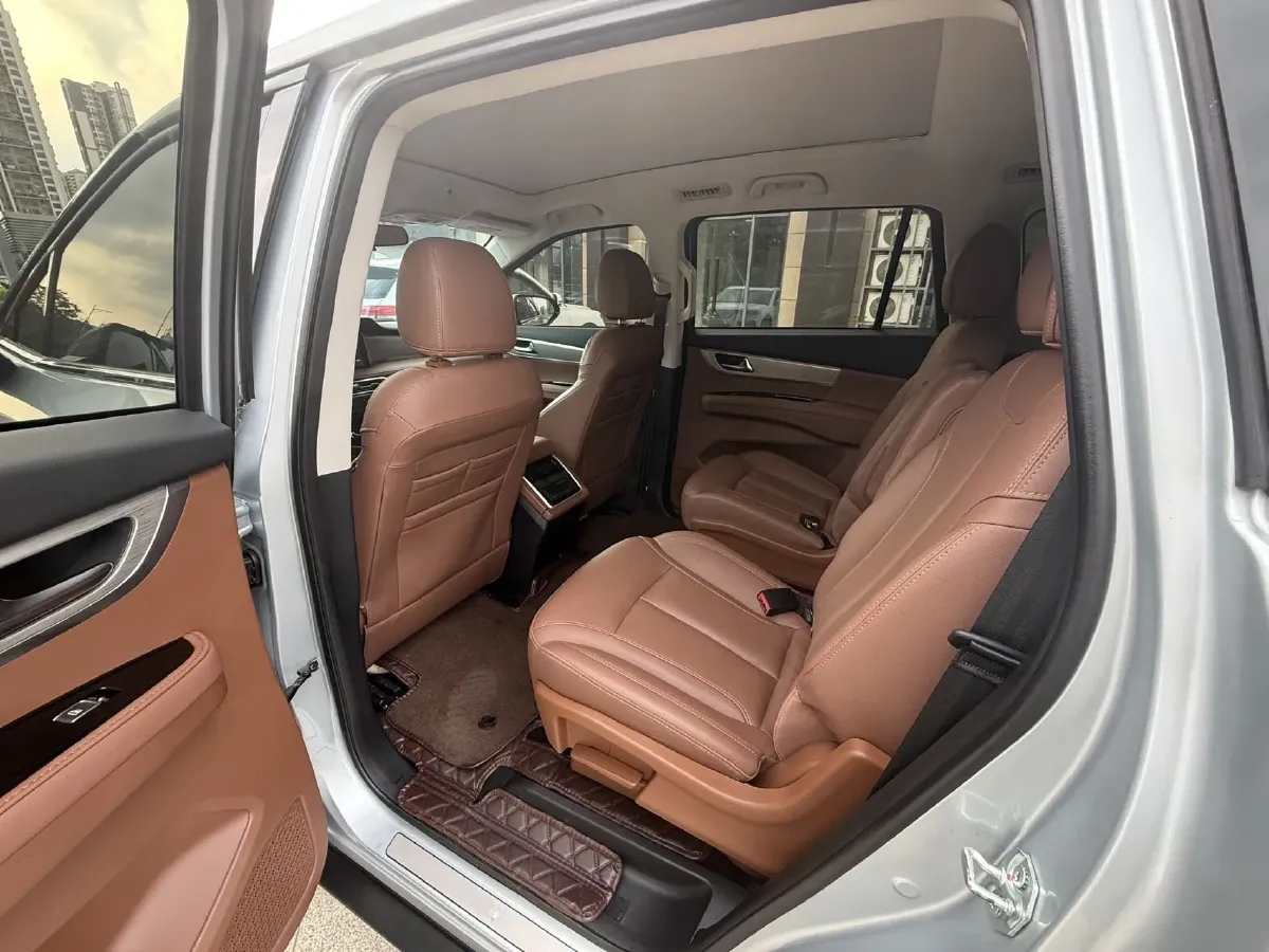 2023 HaiMa 7X 1.6T 195HP L4 6AT,autocango,china used car exporter,china ev exporter,chinese used car exporter,chinese used ev exporter