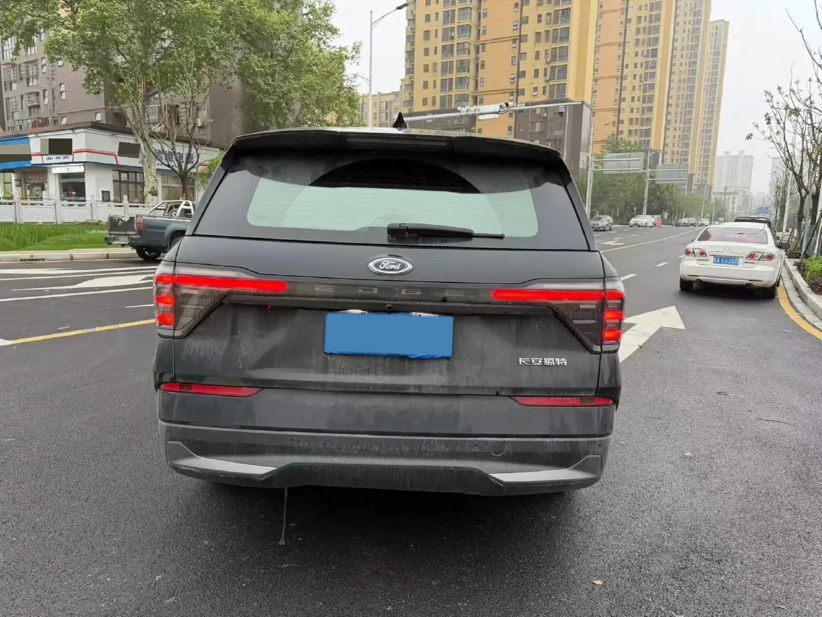 2023 Ford Edge 2.0T 252HP L4 8AT,autocango,china used car exporter,china ev exporter,chinese used car exporter,chinese used ev exporter