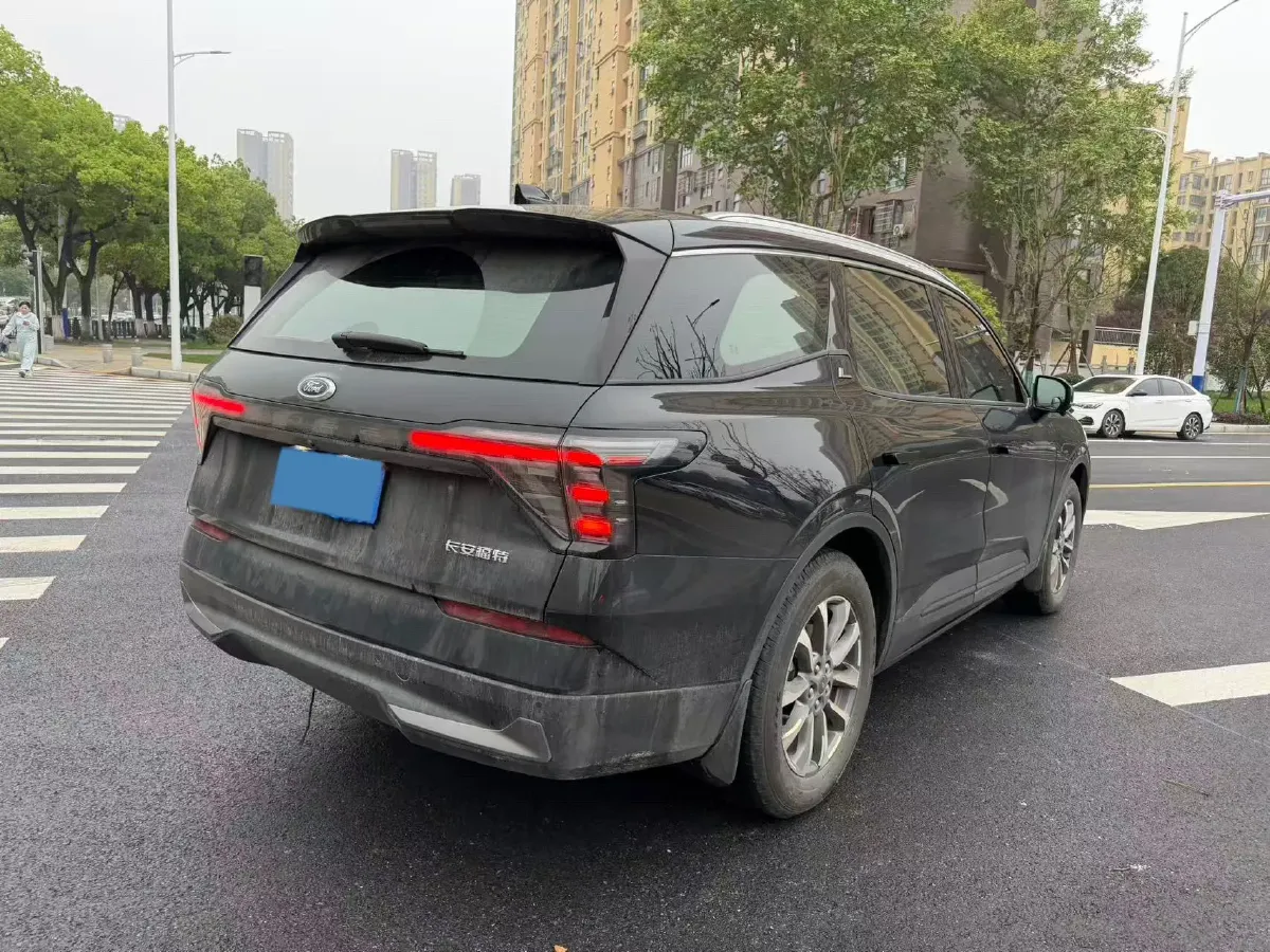 2023 Ford Edge 2.0T 252HP L4 8AT,autocango,china used car exporter,china ev exporter,chinese used car exporter,chinese used ev exporter