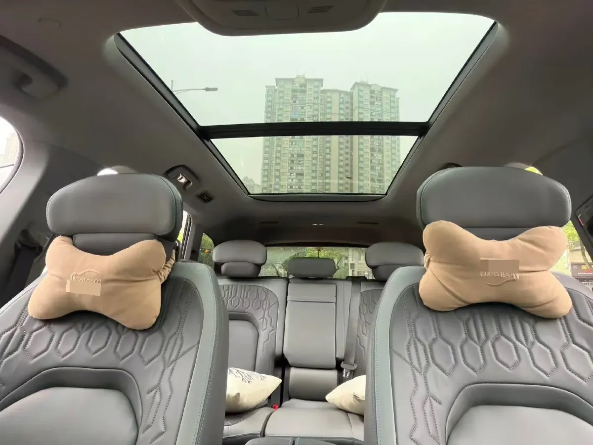 2023 Ford Edge 2.0T 252HP L4 8AT,autocango,china used car exporter,china ev exporter,chinese used car exporter,chinese used ev exporter