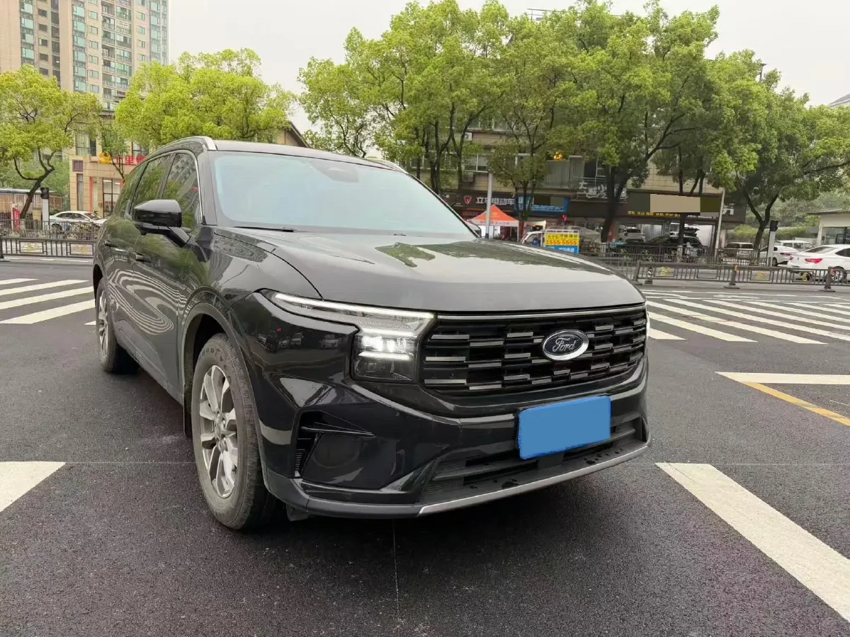 2023 Ford Edge 2.0T 252HP L4 8AT,autocango,china used car exporter,china ev exporter,chinese used car exporter,chinese used ev exporter