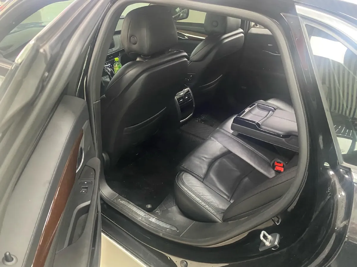 2021 Cadillac CT6 2.0T 237HP L4 10AT,autocango,china used car exporter,china ev exporter,chinese used car exporter,chinese used ev exporter