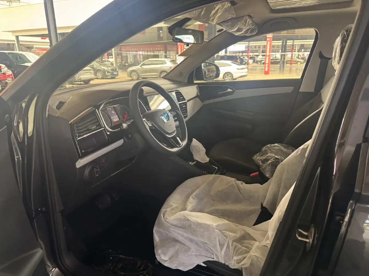 2023 Jetta VS5 1.4T 150HP L4 6AT,autocango,china used car exporter,china ev exporter,chinese used car exporter,chinese used ev exporter