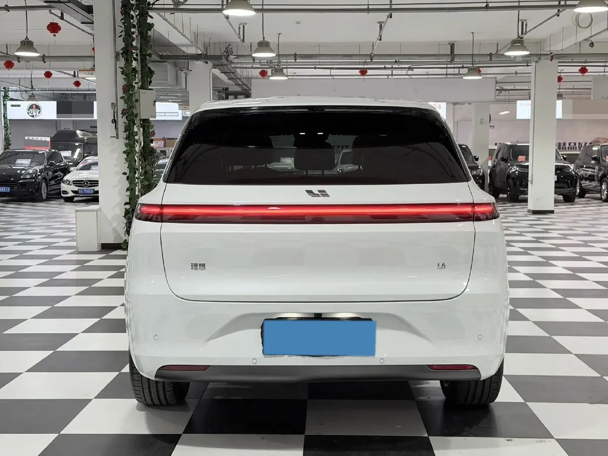 2024 Li L6 Range Extended 154HP L4 REEV 36.8KWH,autocango,china used car exporter,china ev exporter,chinese used car exporter,chinese used ev exporter