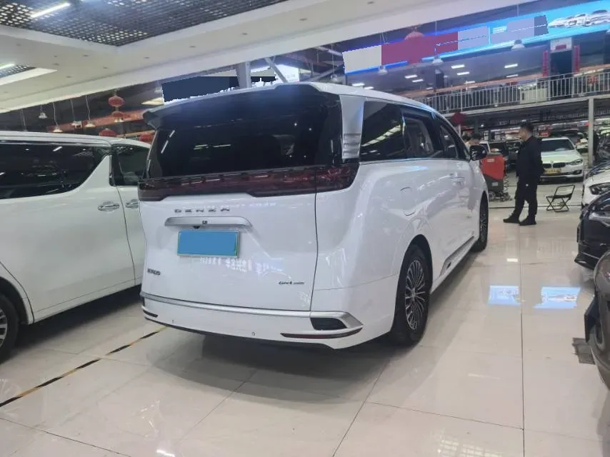 2022 Mercedes-Benz GLC Class 2.0T 197HP L4 9AT,autocango,china used car exporter,china ev exporter,chinese used car exporter,chinese used ev exporter