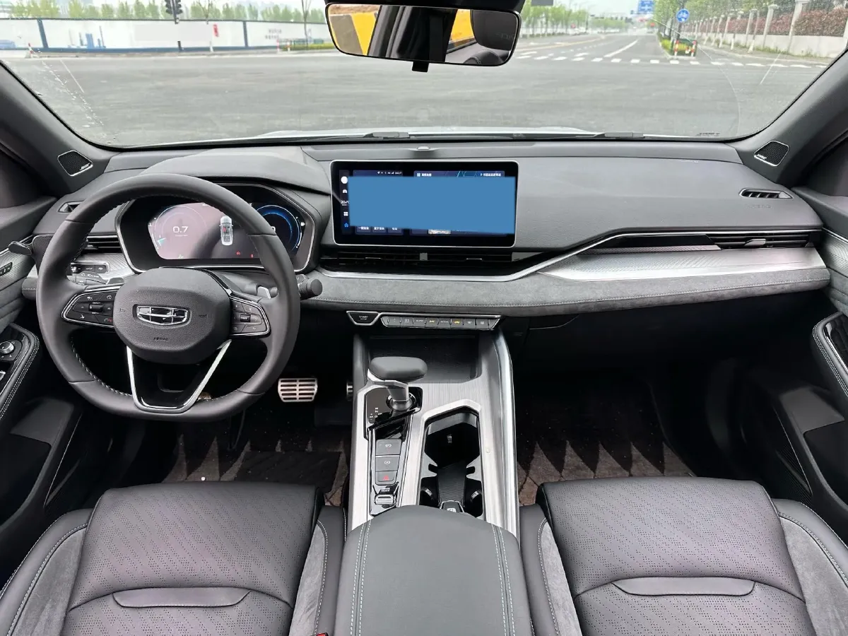 2023 Geely Preface 2.0T 190HP L4 7DCT,autocango,china used car exporter,china ev exporter,chinese used car exporter,chinese used ev exporter