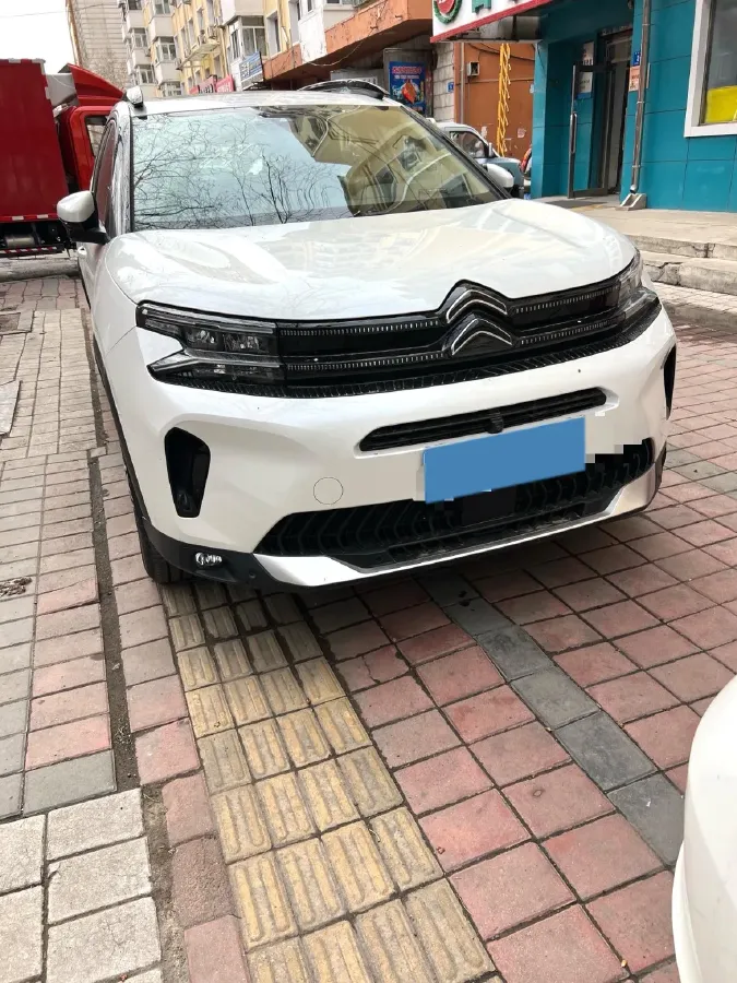 2022 Citroen C5 Aircross 1.6T 175HP L4 8AT,autocango,china used car exporter,china ev exporter,chinese used car exporter,chinese used ev exporter