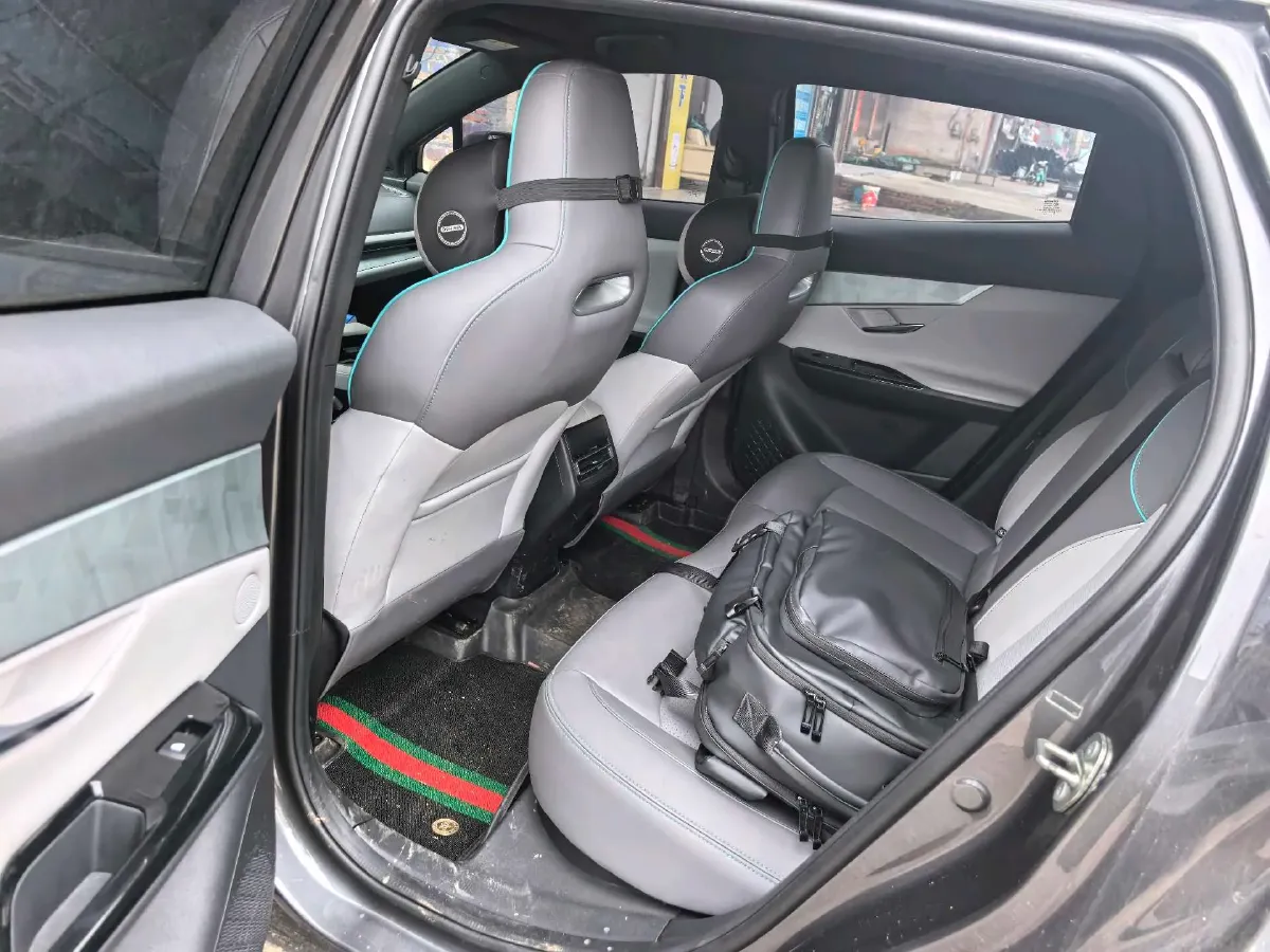 2023 ChangAn UNI-T 1.5T 188HP L4 7DCT,autocango,china used car exporter,china ev exporter,chinese used car exporter,chinese used ev exporter