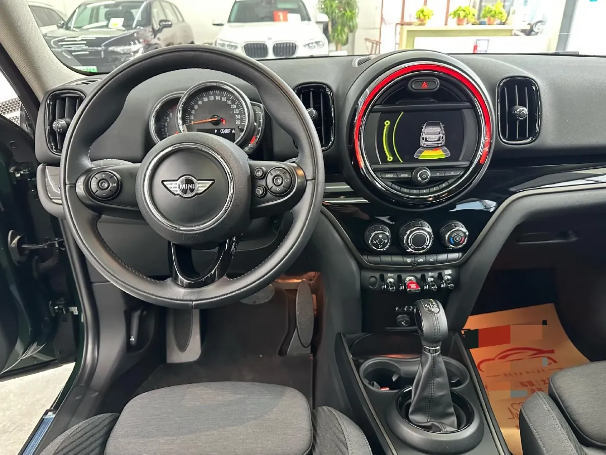 2017 MINI COUNTRYMAN 1.5T 136HP L3 6AT,autocango,china used car exporter,china ev exporter,chinese used car exporter,chinese used ev exporter