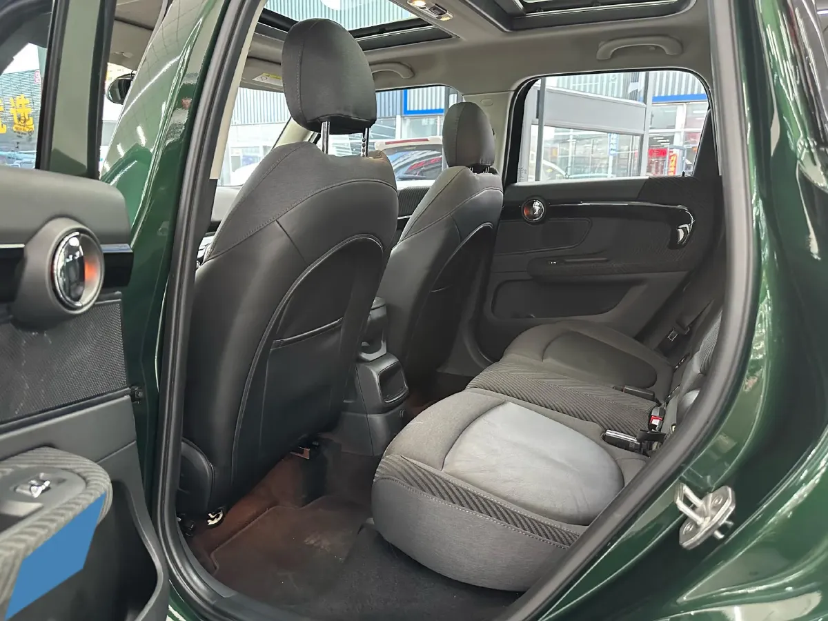 2017 MINI COUNTRYMAN 1.5T 136HP L3 6AT,autocango,china used car exporter,china ev exporter,chinese used car exporter,chinese used ev exporter