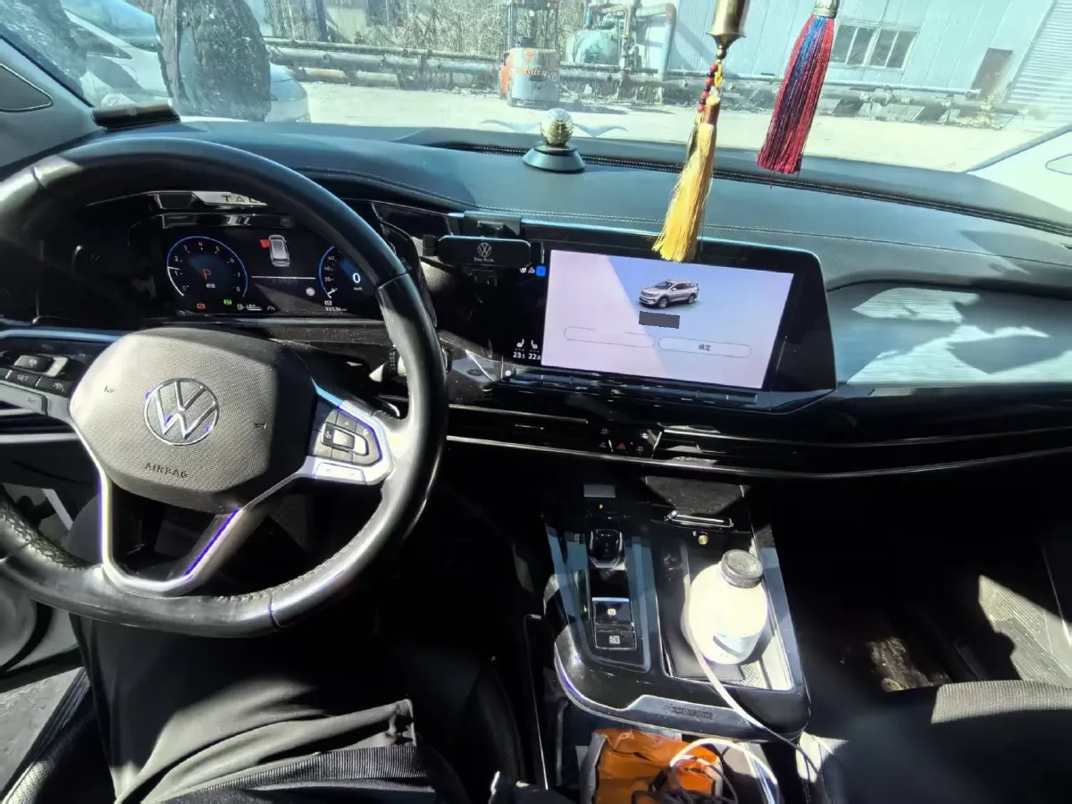 2021 Volkswagen Talagon 2.0T 220HP L4 7DCT,autocango,china used car exporter,china ev exporter,chinese used car exporter,chinese used ev exporter