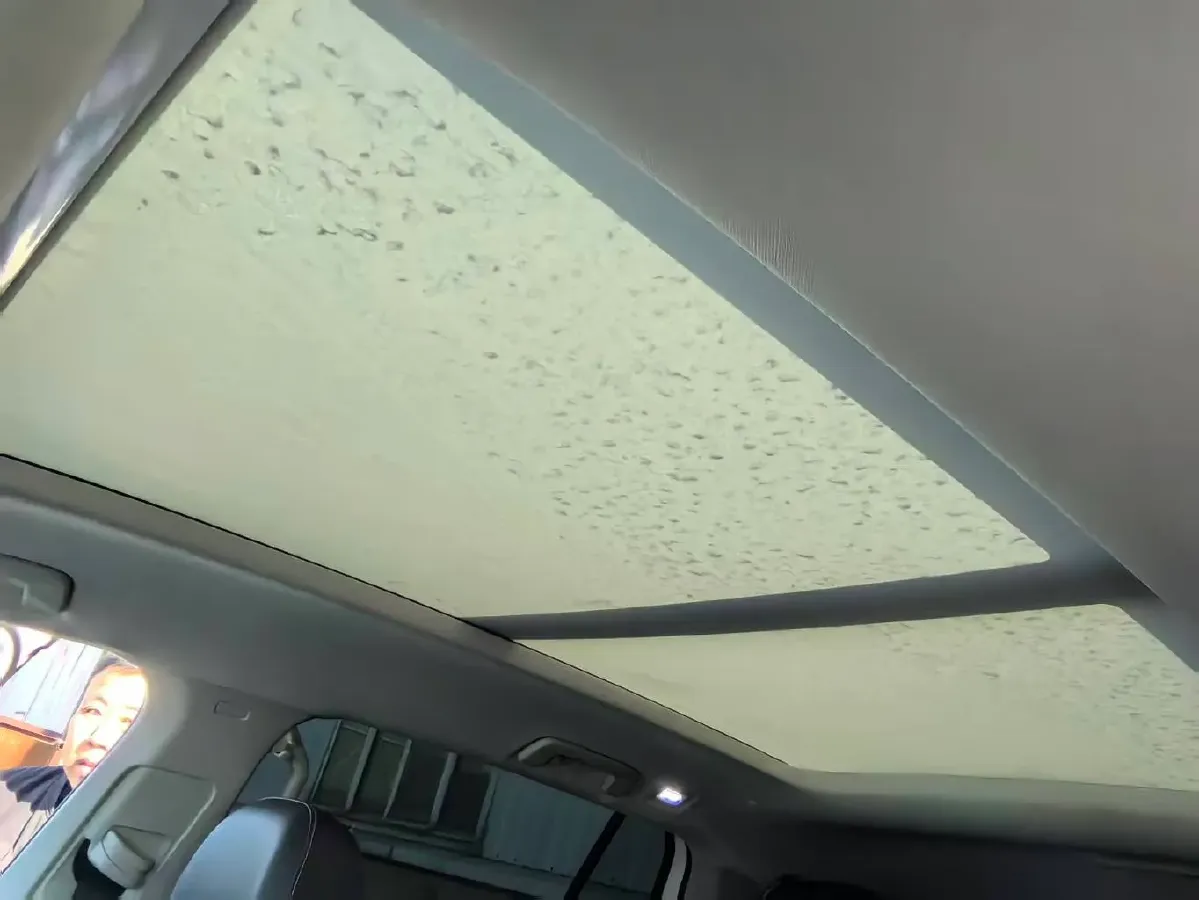 2021 Volkswagen Talagon 2.0T 220HP L4 7DCT,autocango,china used car exporter,china ev exporter,chinese used car exporter,chinese used ev exporter