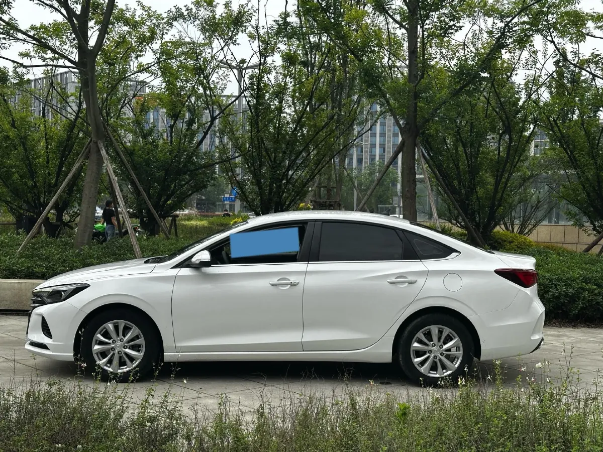 2021 ChangAn Eado 1.6L 128HP L4 CVT,autocango,china used car exporter,china ev exporter,chinese used car exporter,chinese used ev exporter