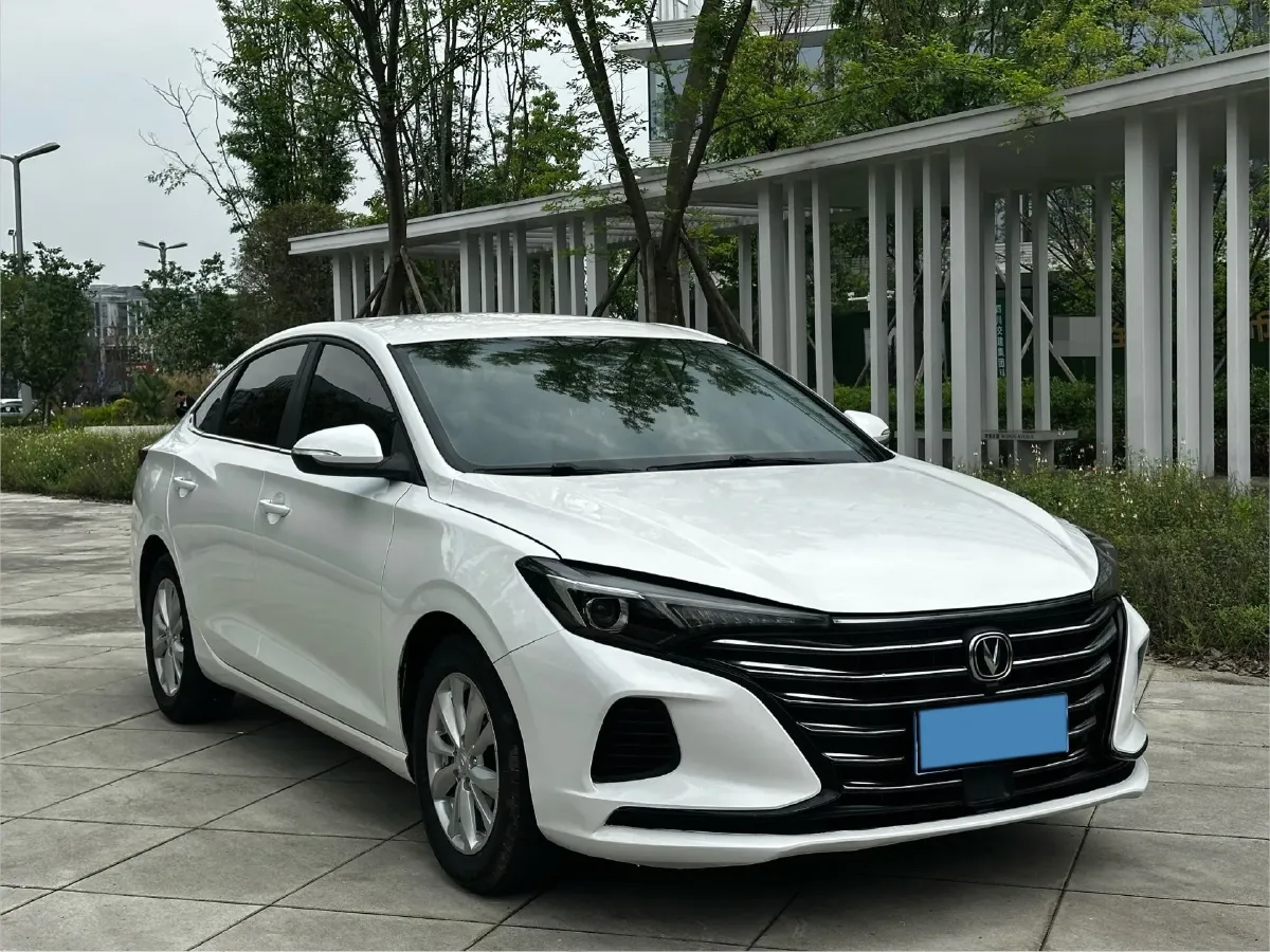 2021 ChangAn Eado 1.6L 128HP L4 CVT,autocango,china used car exporter,china ev exporter,chinese used car exporter,chinese used ev exporter