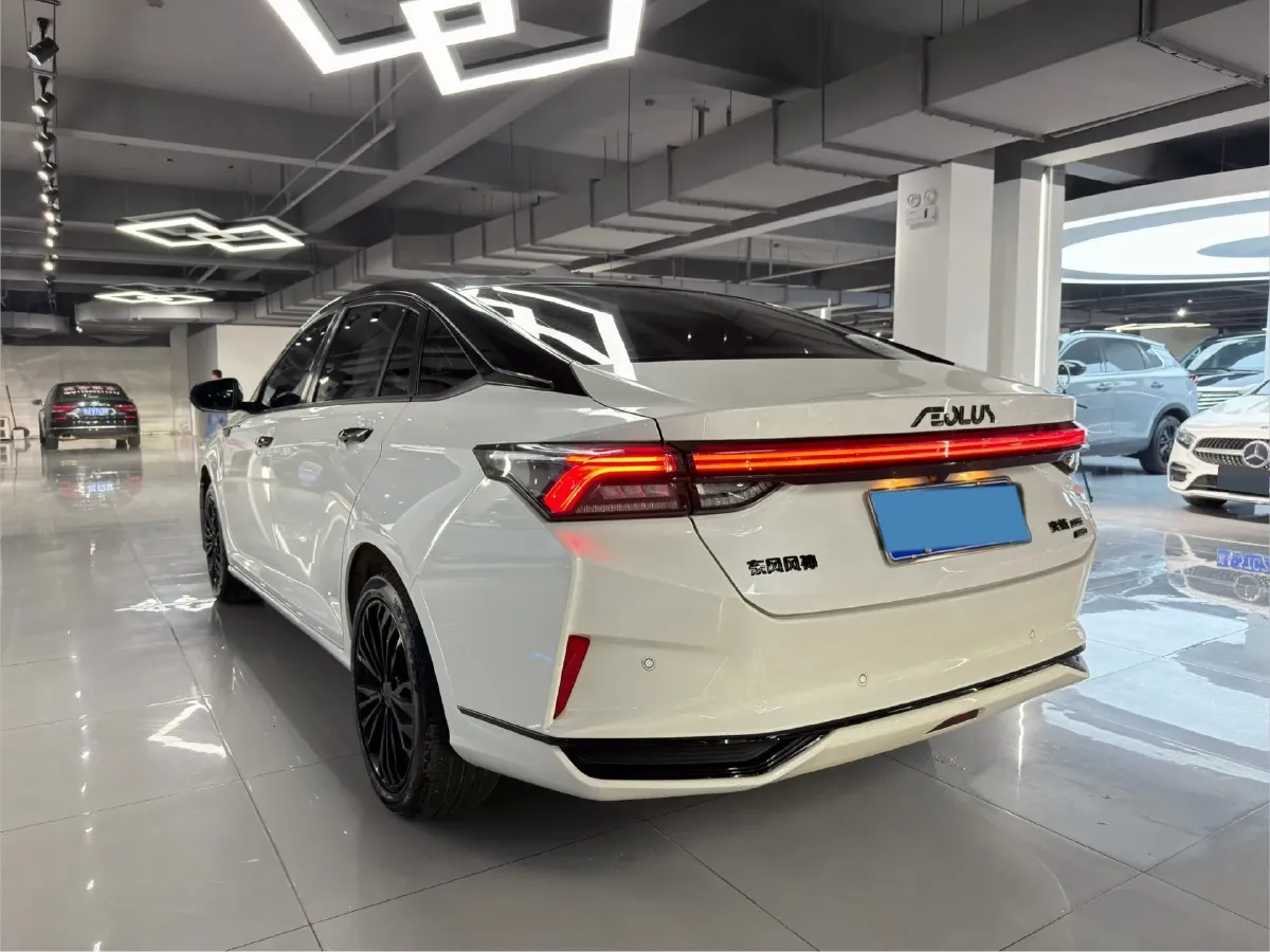 2021 DongFeng Aeolus YiXuan MAX 1.5T 190HP L4 7DCT,autocango,china used car exporter,china ev exporter,chinese used car exporter,chinese used ev exporter