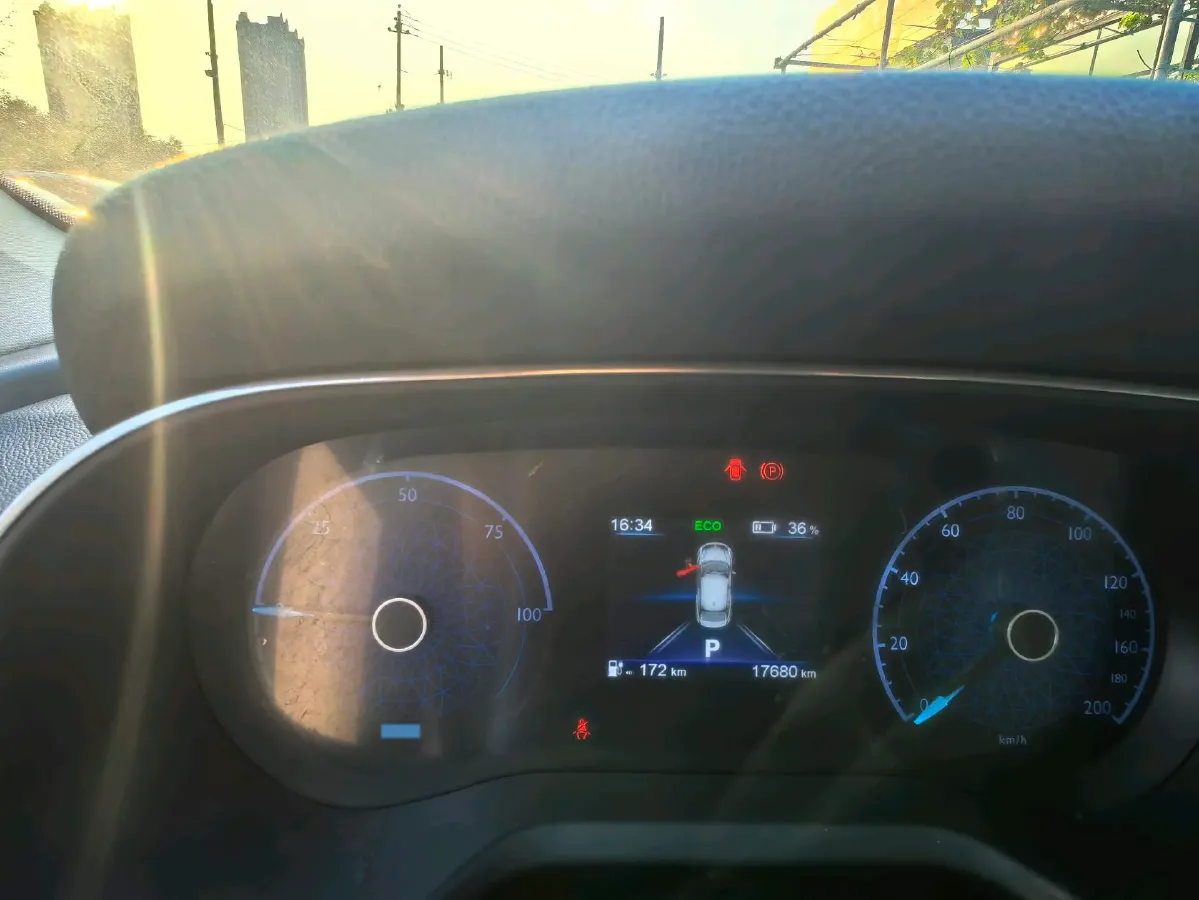 2024 HongQi E-QM5 BEV 60KWH,autocango,china used car exporter,china ev exporter,chinese used car exporter,chinese used ev exporter