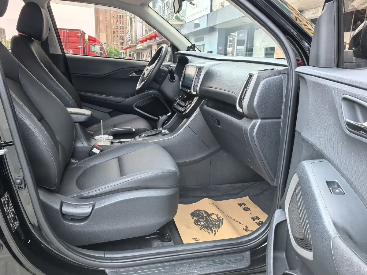 2019 Hyundai ix35 2.0L 160HP L4 6AT,autocango,china used car exporter,china ev exporter,chinese used car exporter,chinese used ev exporter