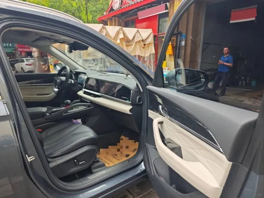 2023 Geely Monjaro 2.0T 238HP L4 8AT,autocango,china used car exporter,china ev exporter,chinese used car exporter,chinese used ev exporter