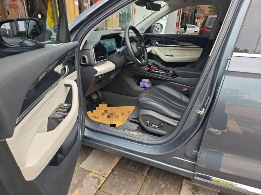 2023 Geely Monjaro 2.0T 238HP L4 8AT,autocango,china used car exporter,china ev exporter,chinese used car exporter,chinese used ev exporter