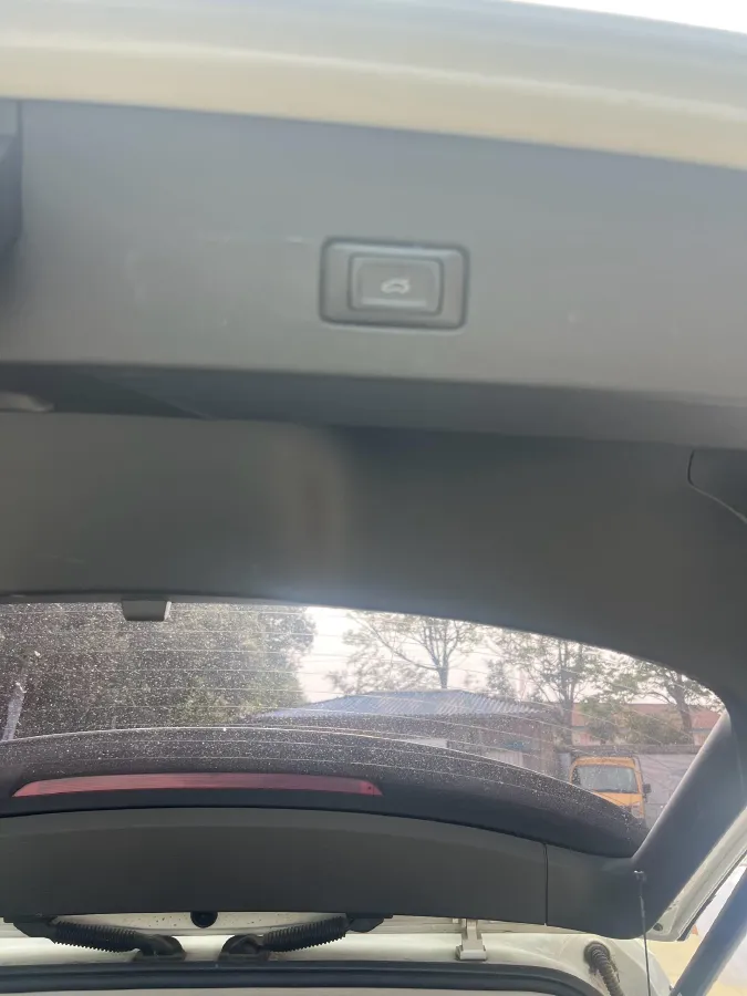 2020 Volkswagen T-Roc 1.4T 131HP L4 7DCT,autocango,china used car exporter,china ev exporter,chinese used car exporter,chinese used ev exporter