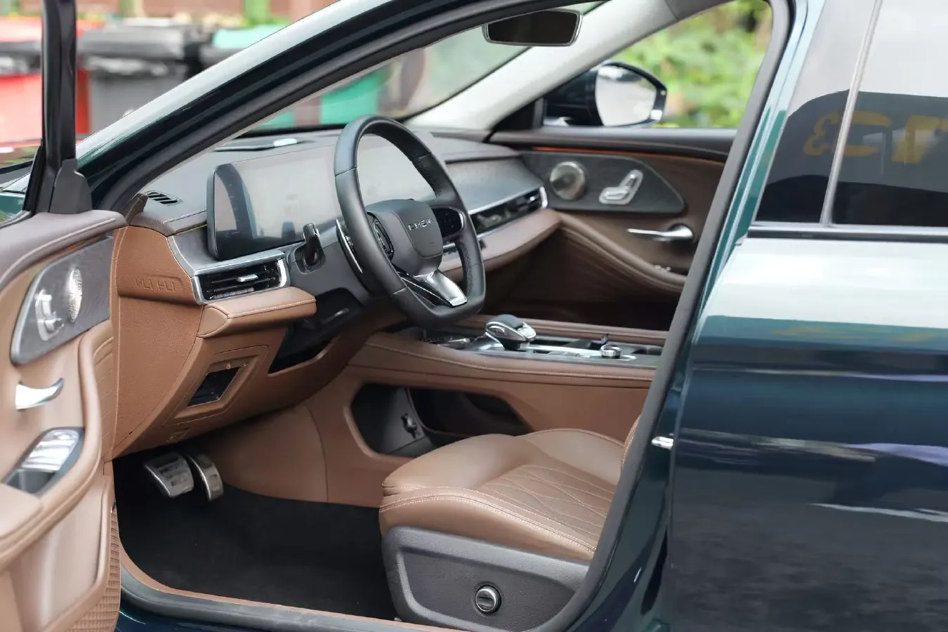 2023 Chery Arrizo 8 2.0T 254HP L4 7DCT,autocango,china used car exporter,china ev exporter,chinese used car exporter,chinese used ev exporter