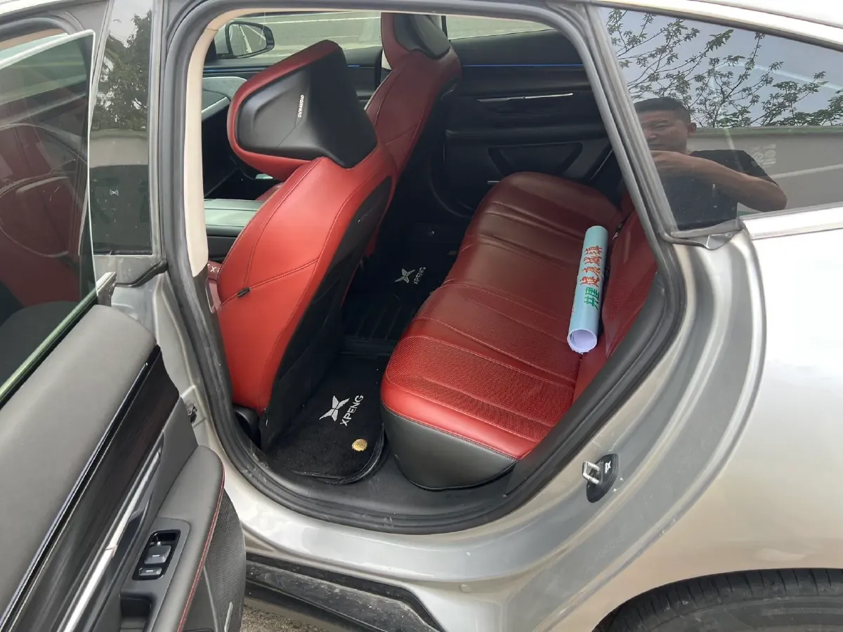 2020 Xpeng P7 BEV 70.8KWH,autocango,china used car exporter,china ev exporter,chinese used car exporter,chinese used ev exporter