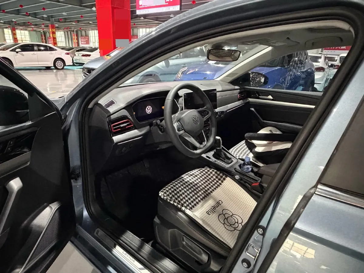 2023 Volkswagen Lavida 1.5T 160HP L4 7DCT,autocango,china used car exporter,china ev exporter,chinese used car exporter,chinese used ev exporter