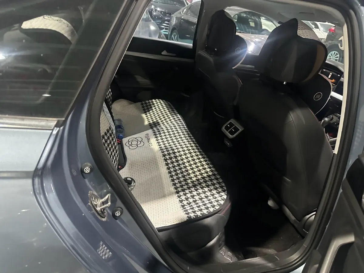 2023 Volkswagen Lavida 1.5T 160HP L4 7DCT,autocango,china used car exporter,china ev exporter,chinese used car exporter,chinese used ev exporter