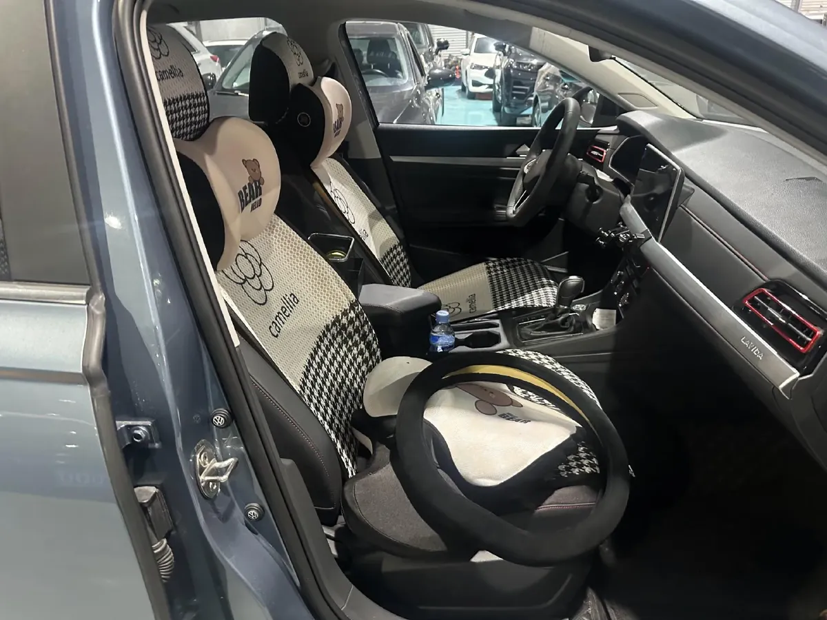 2023 Volkswagen Lavida 1.5T 160HP L4 7DCT,autocango,china used car exporter,china ev exporter,chinese used car exporter,chinese used ev exporter