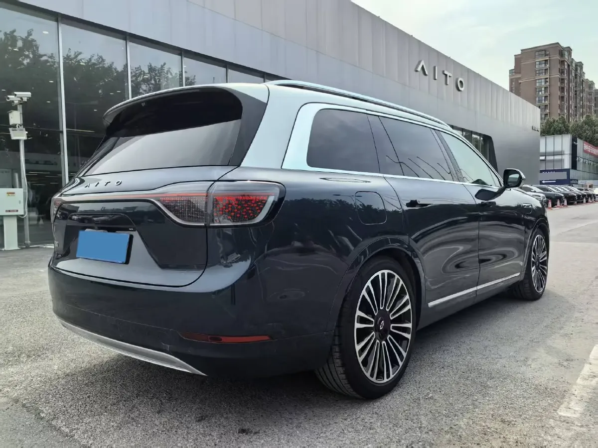 2024 AITO AITO M9 1.5T 152HP L4 REEV 42KWH,autocango,china used car exporter,china ev exporter,chinese used car exporter,chinese used ev exporter