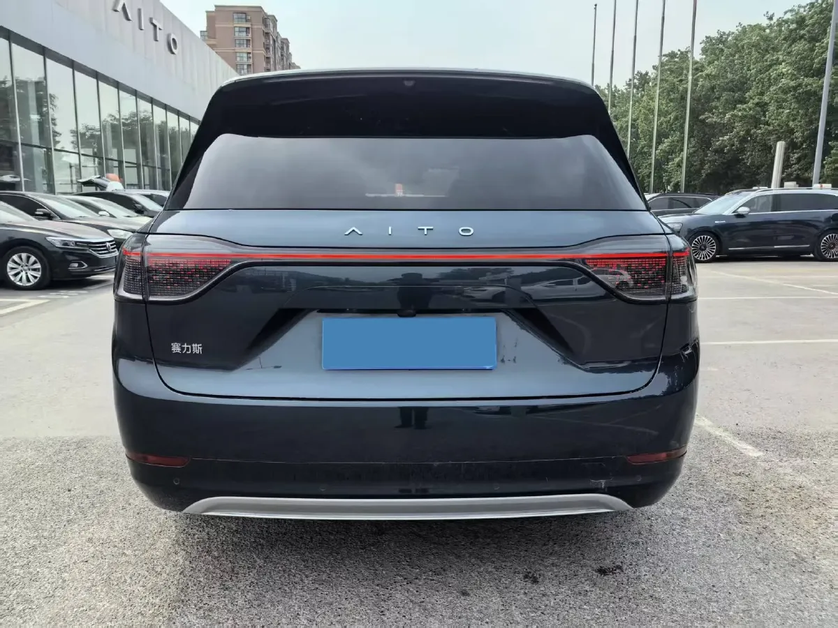 2024 AITO AITO M9 1.5T 152HP L4 REEV 42KWH,autocango,china used car exporter,china ev exporter,chinese used car exporter,chinese used ev exporter