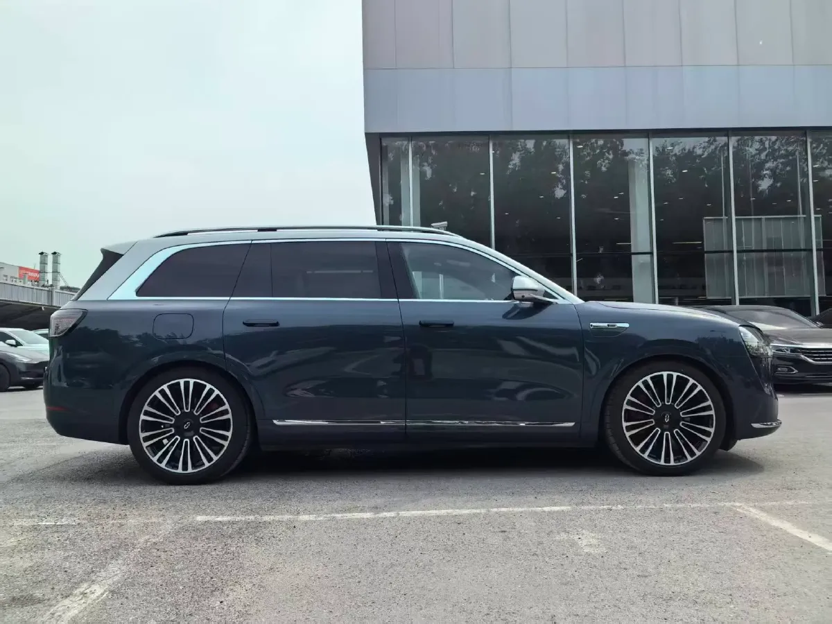 2024 AITO AITO M9 1.5T 152HP L4 REEV 42KWH,autocango,china used car exporter,china ev exporter,chinese used car exporter,chinese used ev exporter