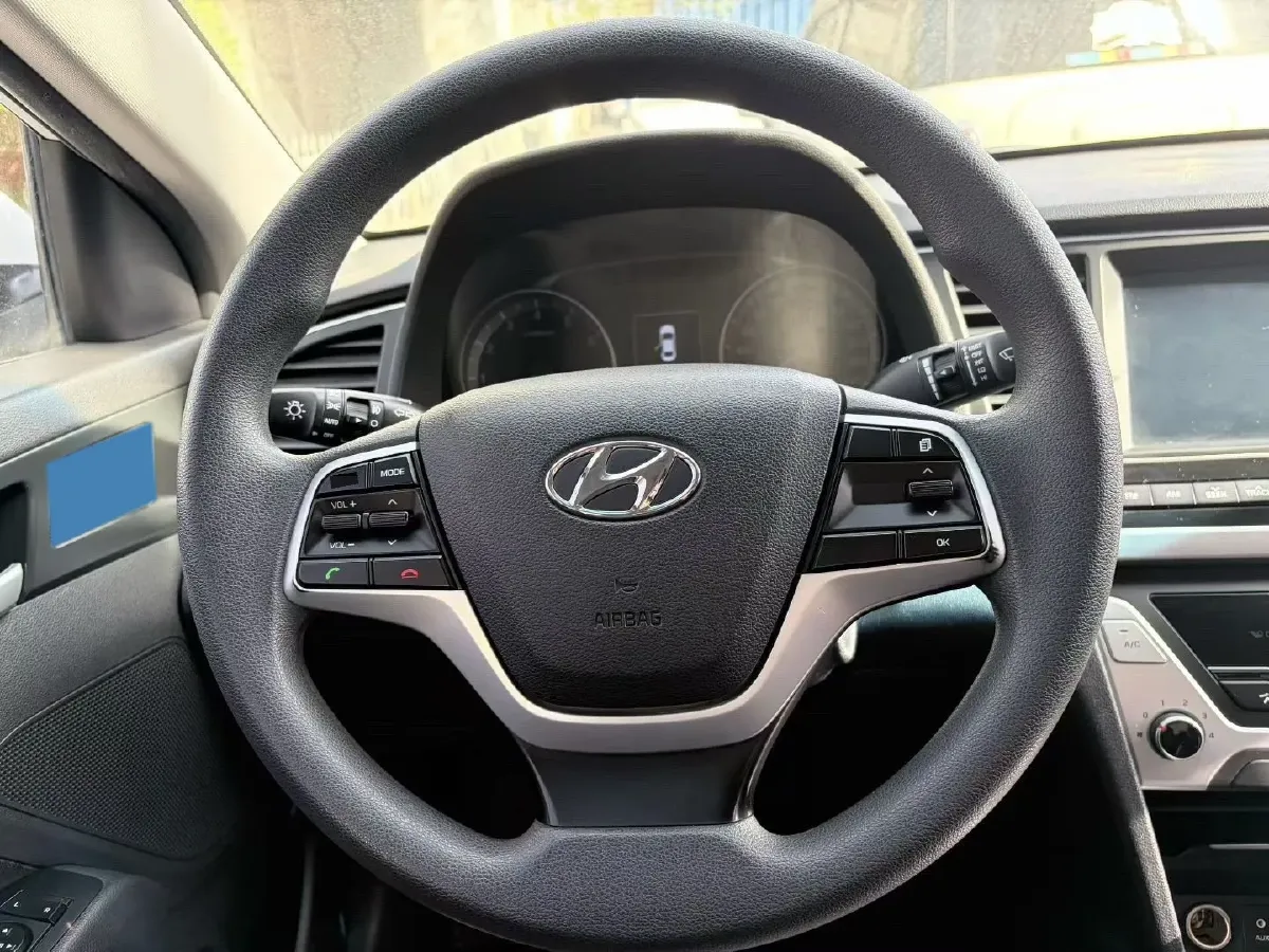 2016 Hyundai Elantra 1.6L 130HP L4 6AT,autocango,china used car exporter,china ev exporter,chinese used car exporter,chinese used ev exporter