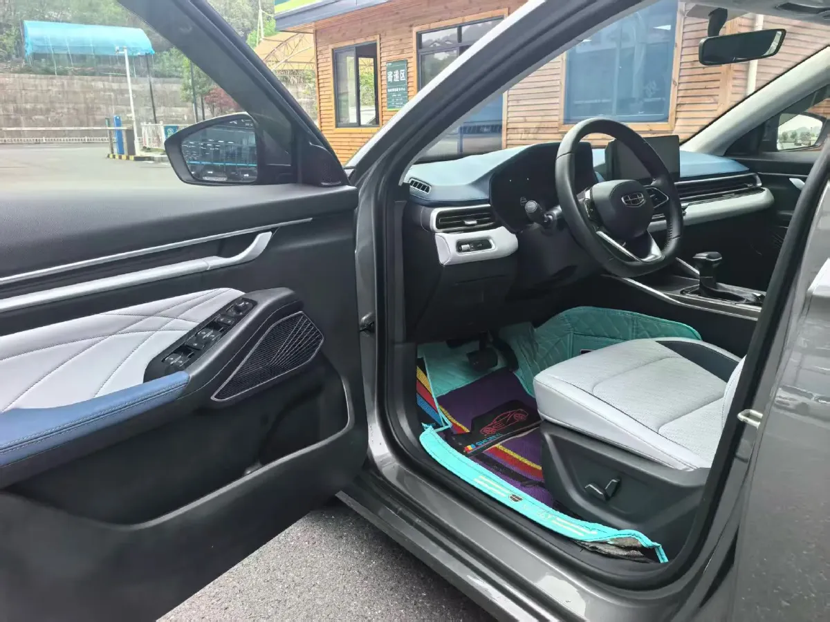 2022 Geely Emgrand 1.5L 114HP L4 CVT,autocango,china used car exporter,china ev exporter,chinese used car exporter,chinese used ev exporter