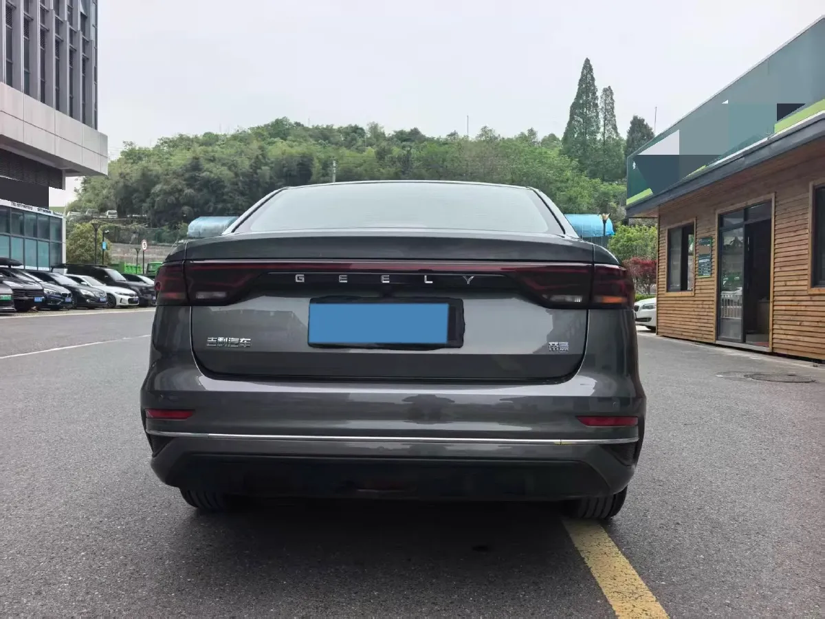 2022 Geely Emgrand 1.5L 114HP L4 CVT,autocango,china used car exporter,china ev exporter,chinese used car exporter,chinese used ev exporter